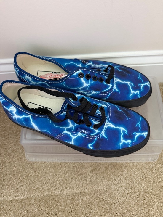 Vans Blue Lightning Canvas Low-Top Sneakers NWT - Picture 2 of 5